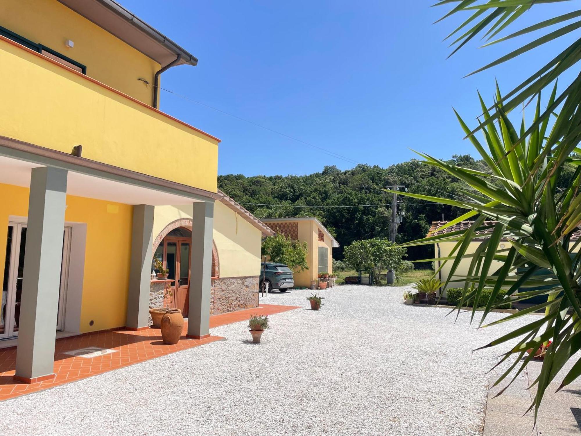 Il Leccio Agriturismo Fiorino Ngoại thất bức ảnh