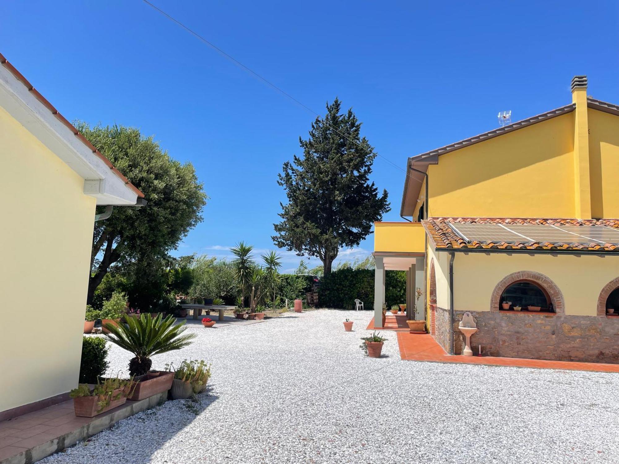 Il Leccio Agriturismo Fiorino Ngoại thất bức ảnh