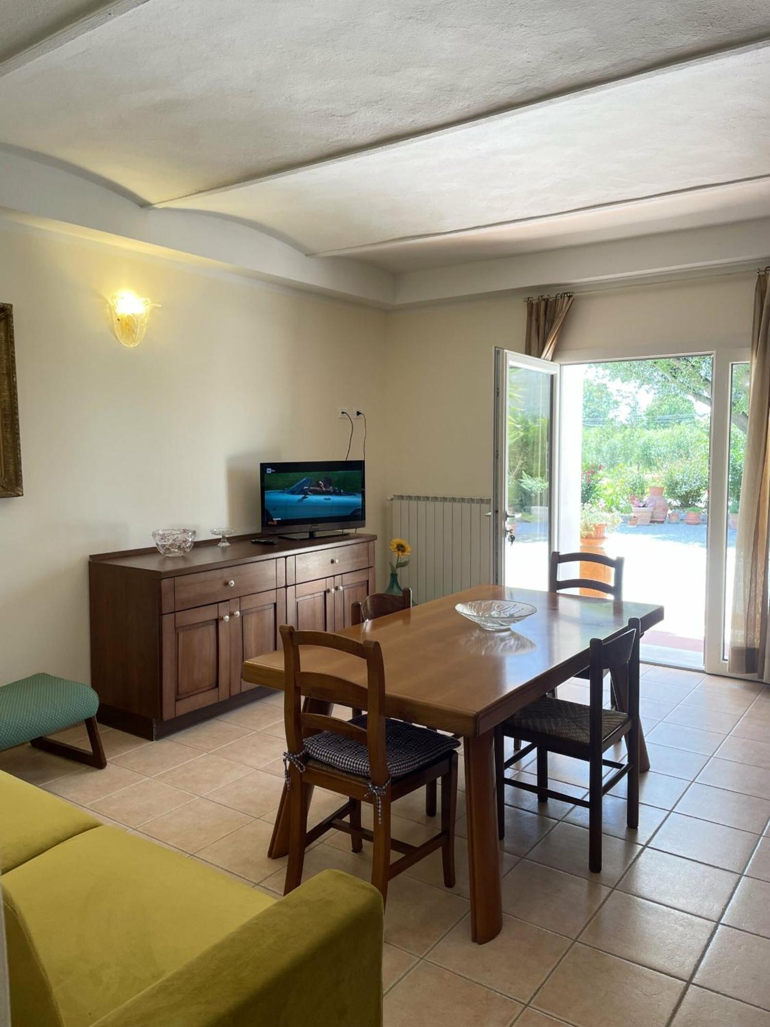 Il Leccio Agriturismo Fiorino Ngoại thất bức ảnh